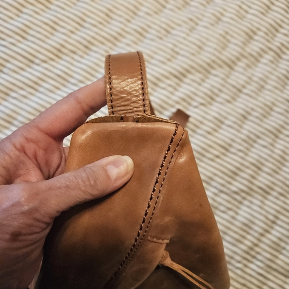 The Sak Leather and Canvas crossbody/sling bag. Carried once. - Picture 8 of 8